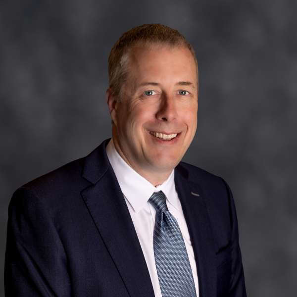 Photo of Dr. Peter Colegrove