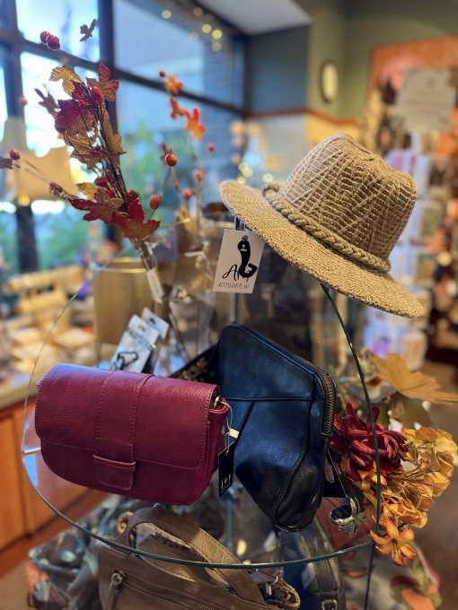 Auxiliary Gift Shop at Midwest Medical Center